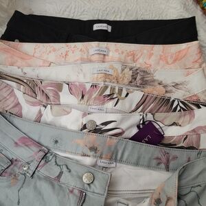 Women's Floral Jeggings - Black, Pink, White, Gray